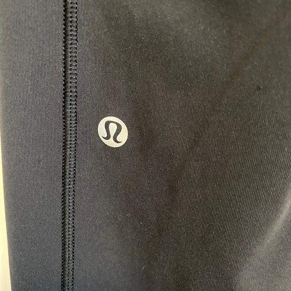 Lululemon Speed Up Tight *Full-On Luxtreme 28" Size 8 2018 release Black - Picture 4 of 13